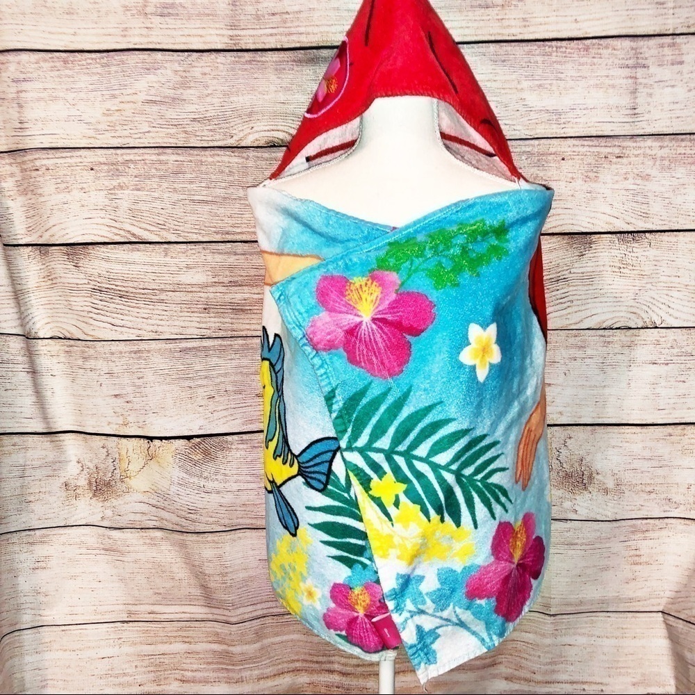 Disney Princess ARIEL hooded beach towel